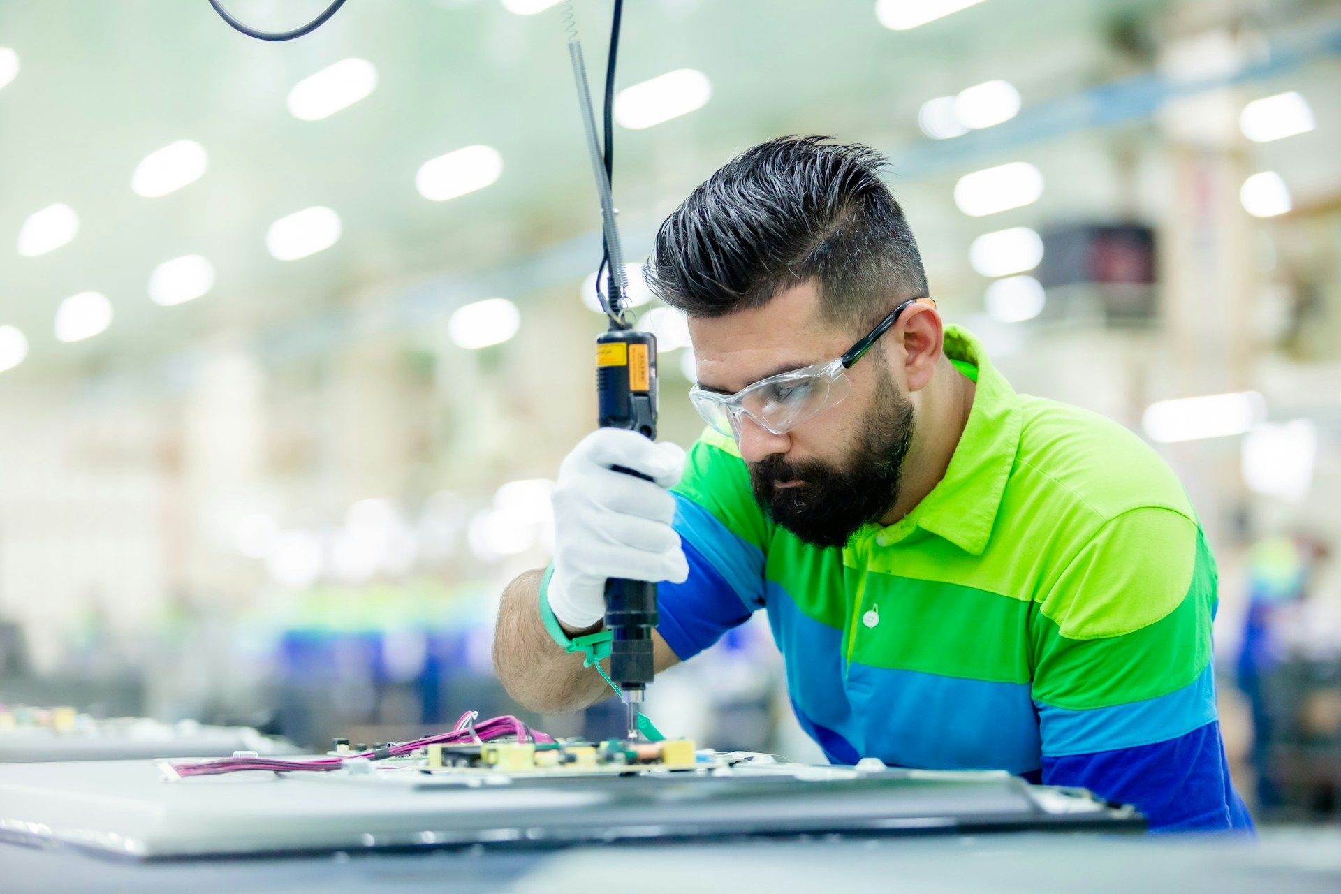 Modern manufacturing facility with efficient workflow and industrial infrastructure, representing manufacturing real estate solutions